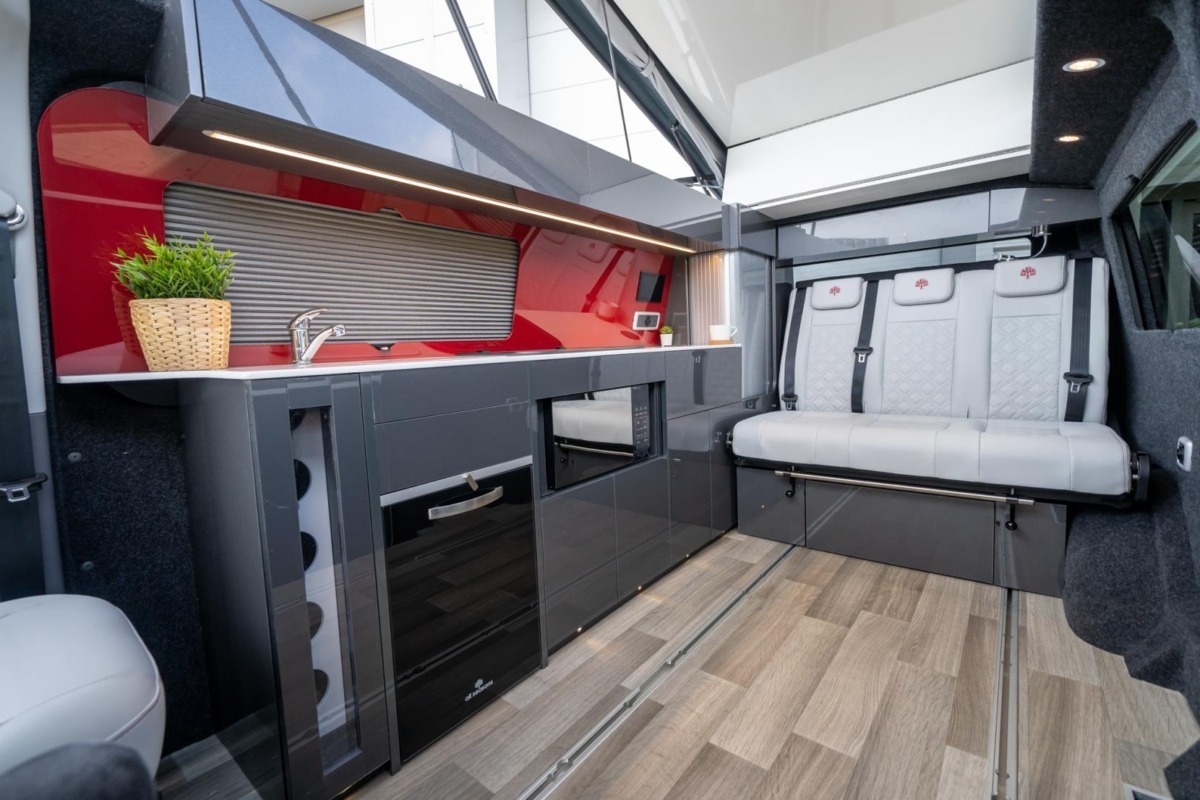 2023 Volkswagen Transporter T6.1 Campervan - Image 15