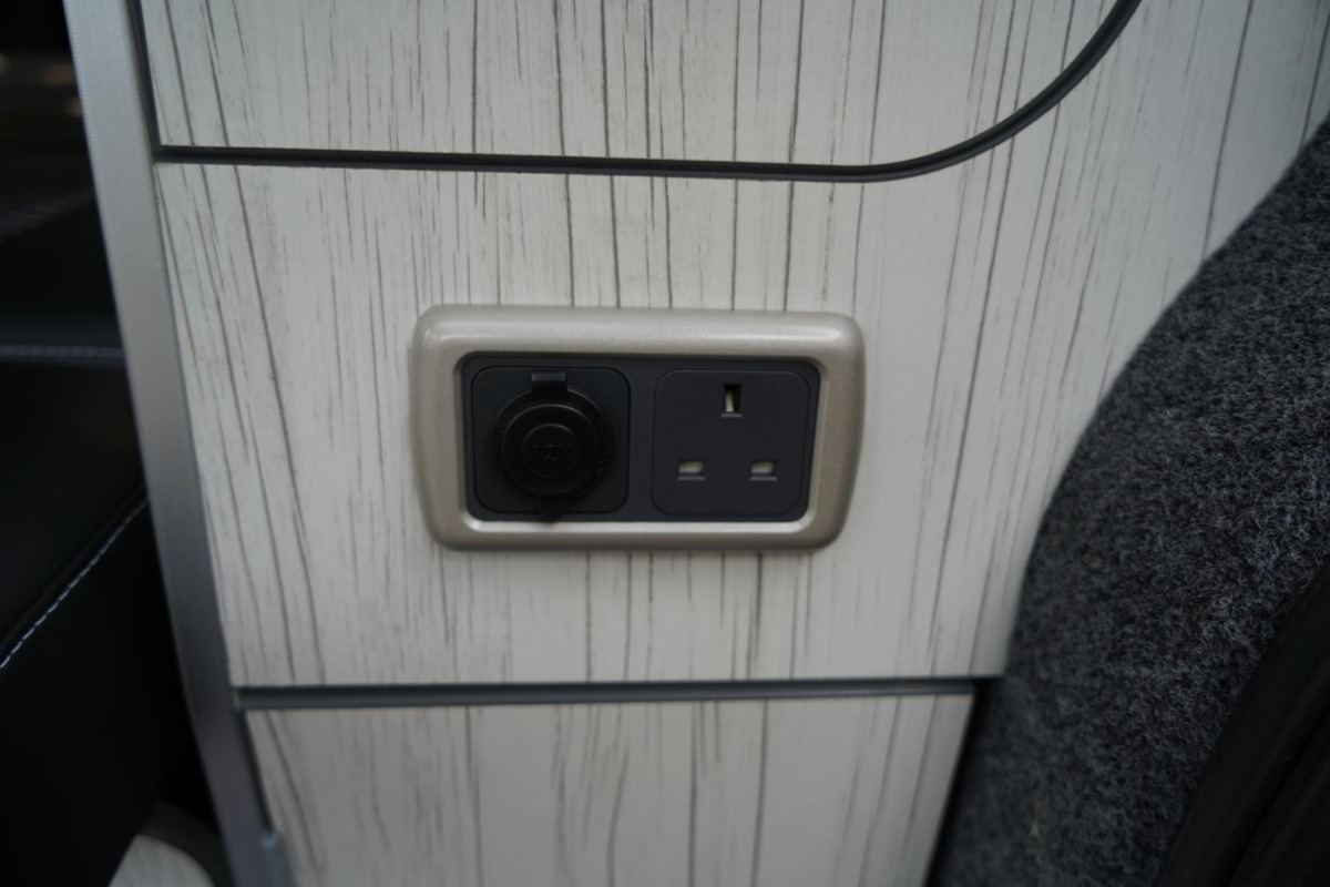 2021 Volkswagen Transporter T6.1 camper van - Image 60