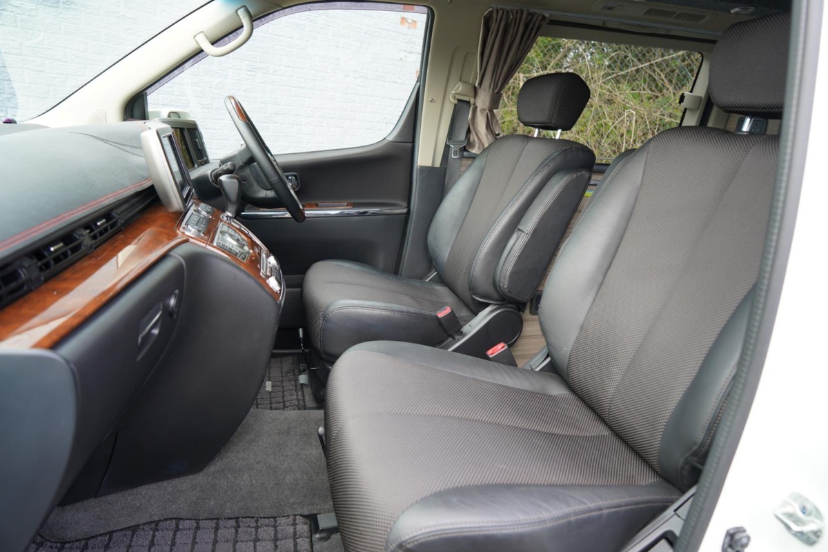 2007 Nissan Elgrand  Motorhome - Image 14