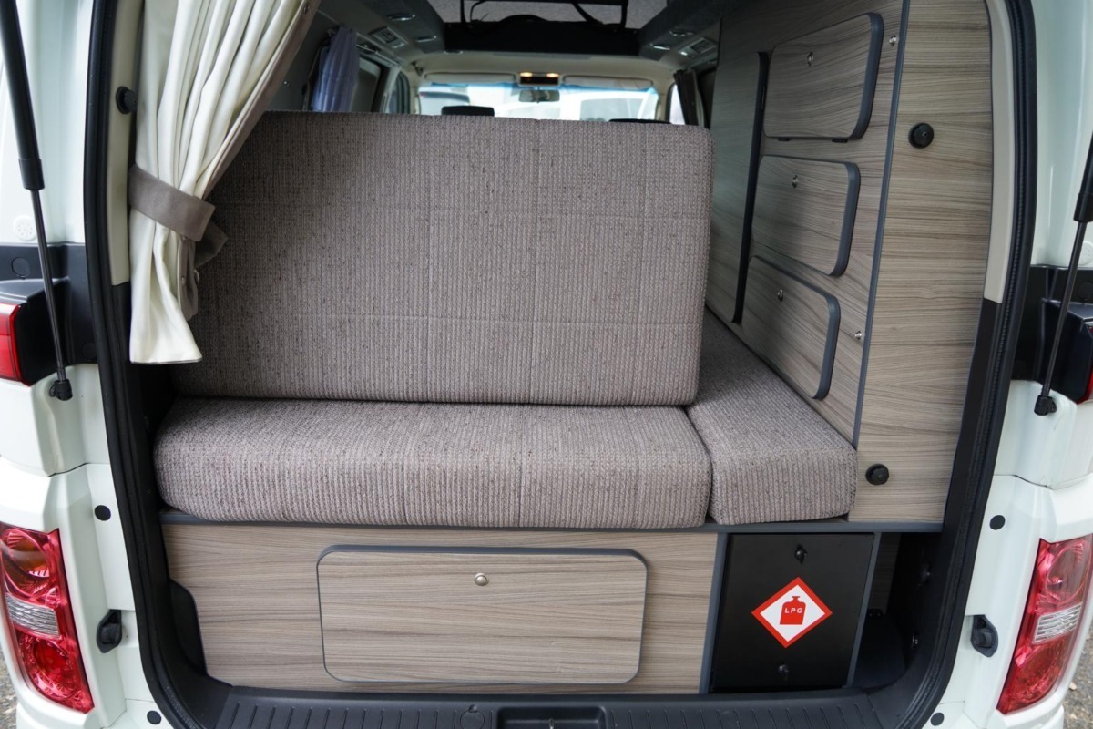 2007 Nissan Elgrand  Motorhome - Image 31