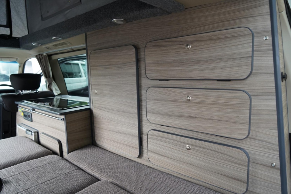 2007 Nissan Elgrand  Motorhome - Image 28