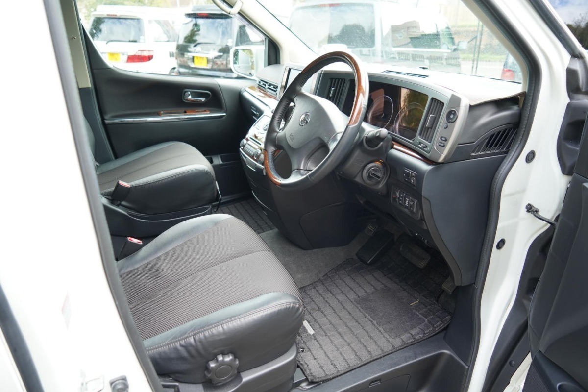 2007 Nissan Elgrand  Motorhome - Image 10