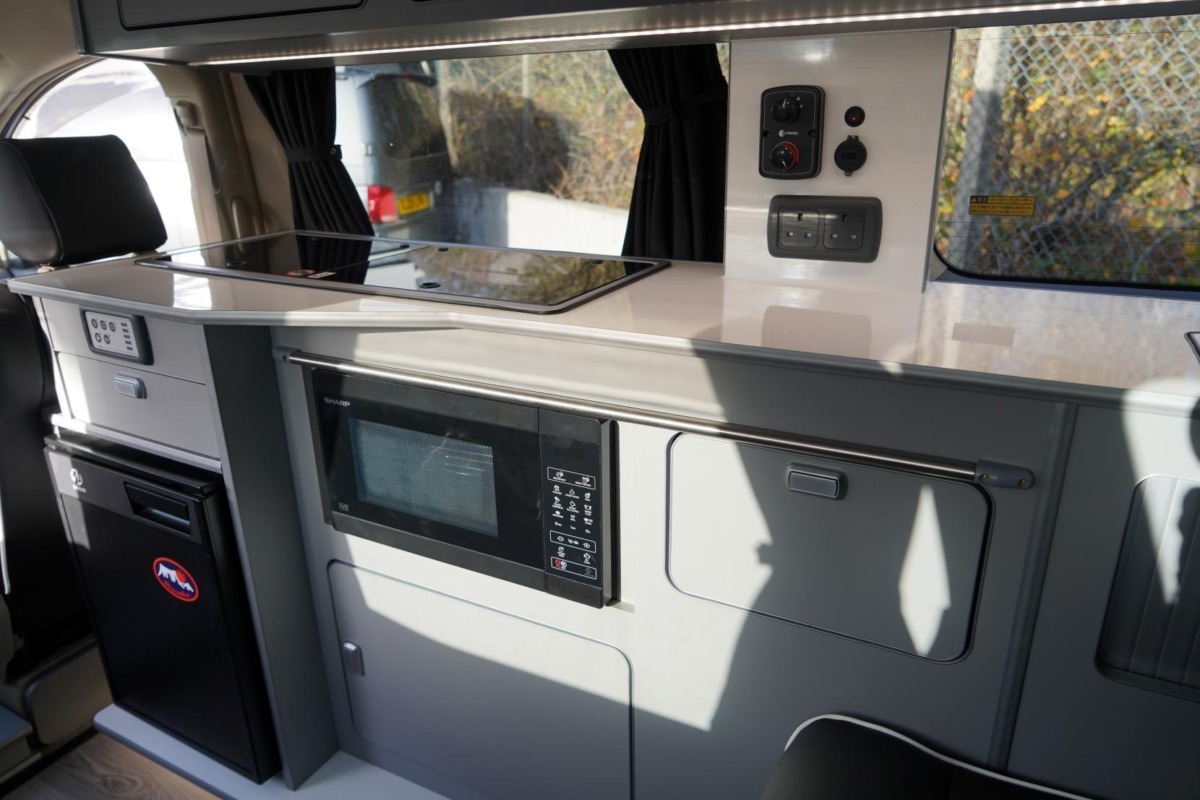 2008 Toyota Alphard  Motorhome - Image 31