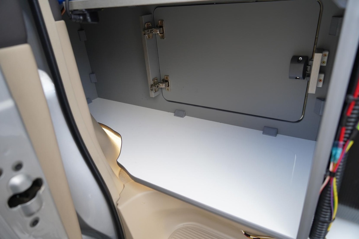 2008 Toyota Alphard  Motorhome - Image 68
