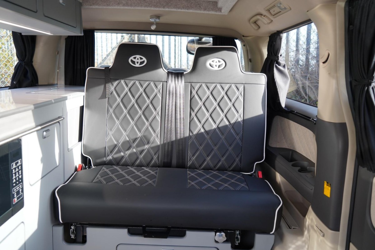 2008 Toyota Alphard  Motorhome - Image 36