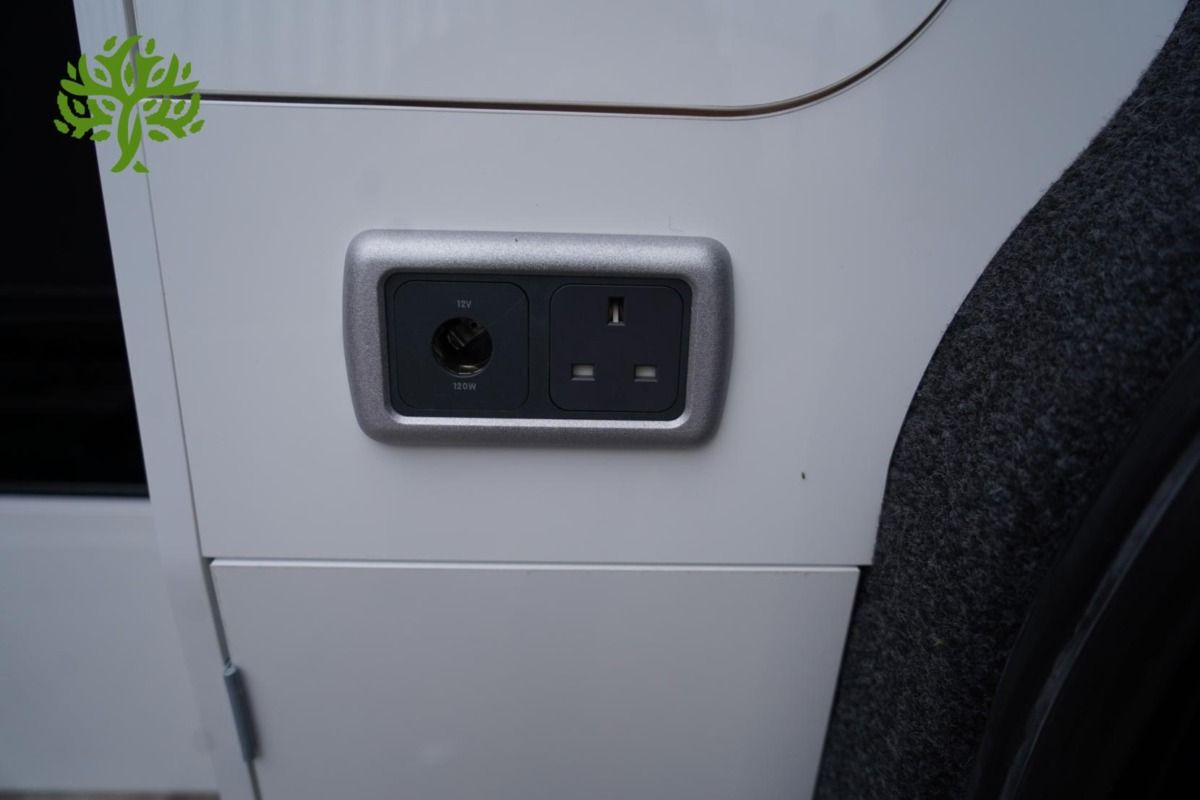 2022 Volkswagen Transporter  camper van - Image 62