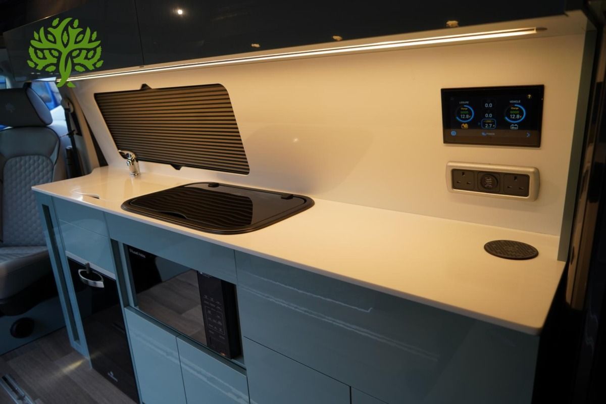 2024 Volkswagen Transporter T6.1 - Image 29