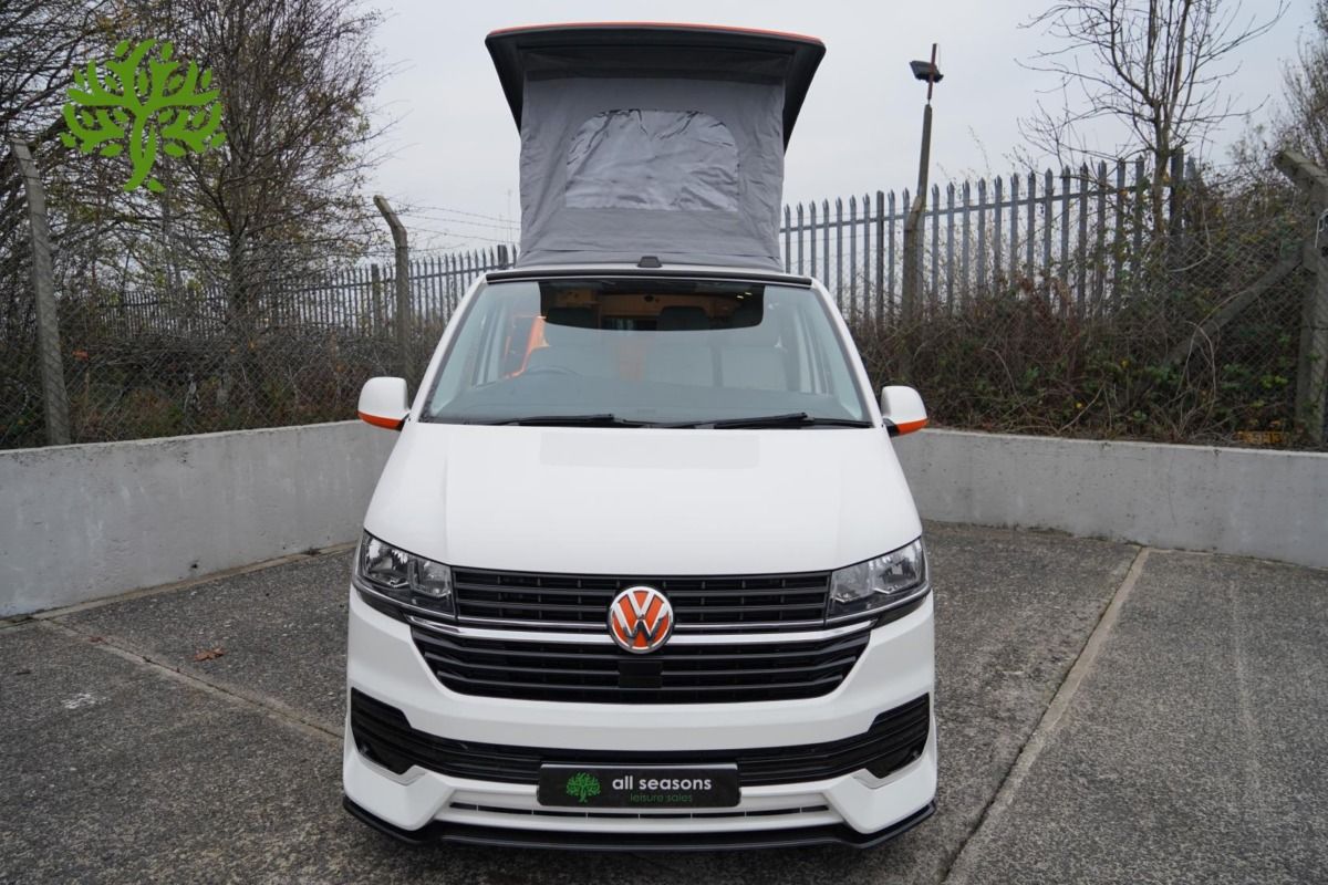 2022 Volkswagen Transporter  camper van - Image 6