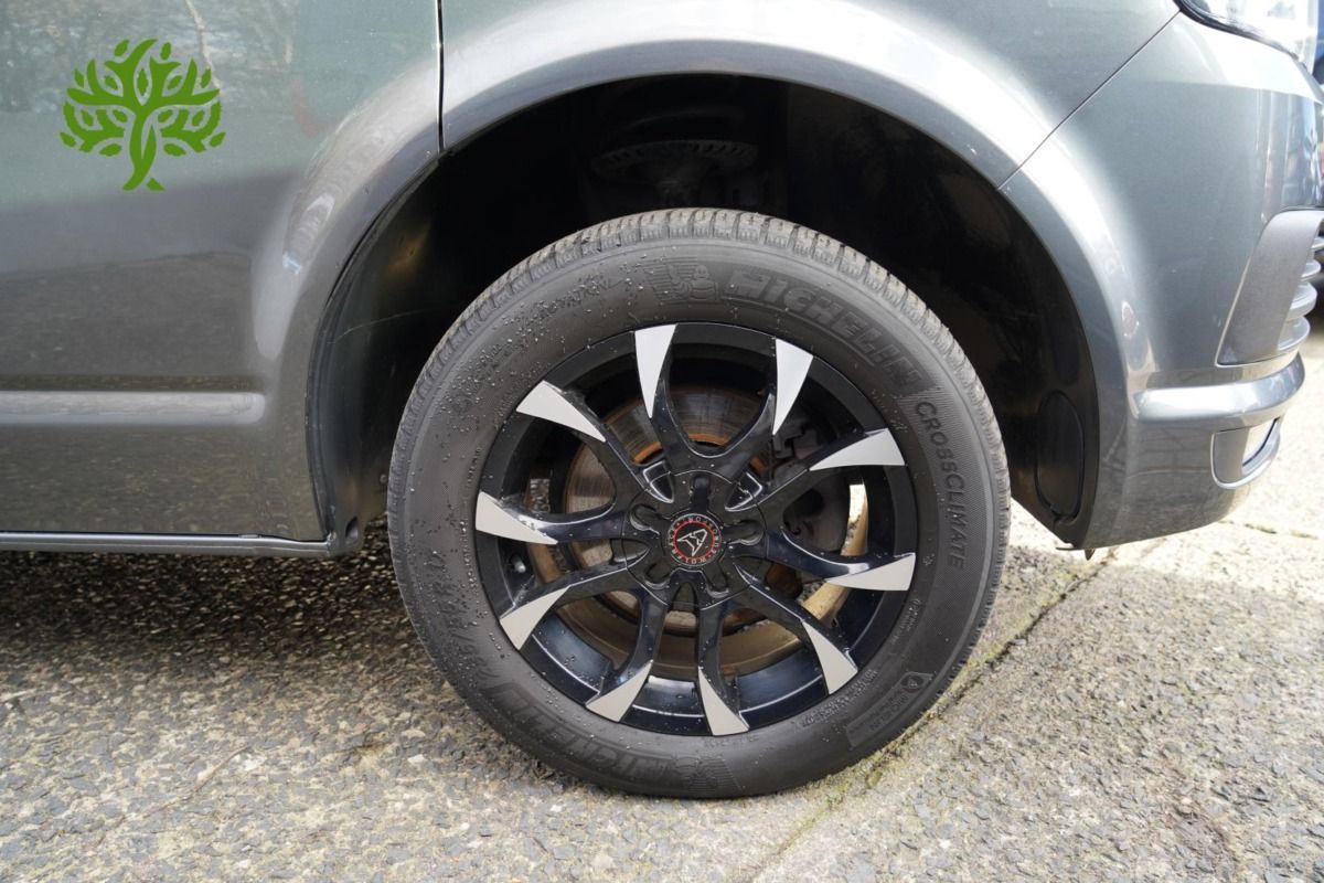 2018 Volkswagen T6 Campervan Panel Van (2015 - 2020) VAN CONVERSION - Image 12