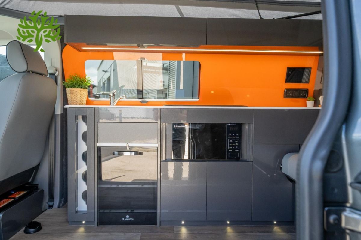 2024 Volkswagen Transporter T6.1 Campervan - Image 16