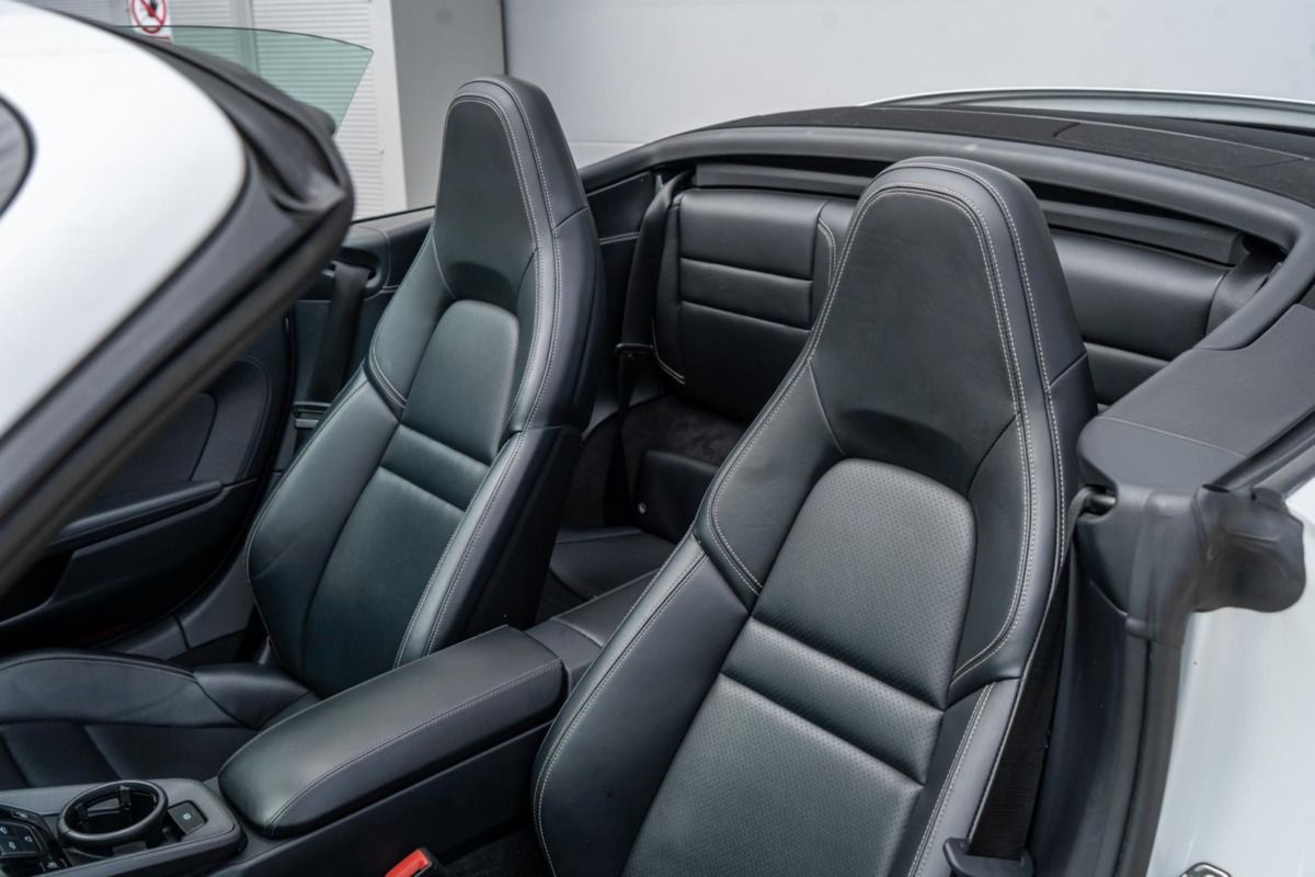 2022 Porsche 911 Convertible (2018 - 2024) Convertible - Image 11