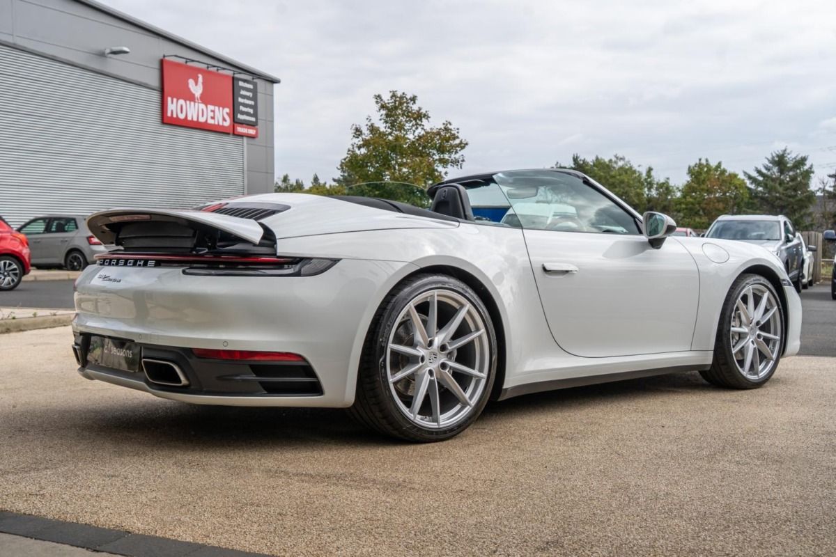 2022 Porsche 911 Convertible (2018 - 2024) Convertible - Image 27