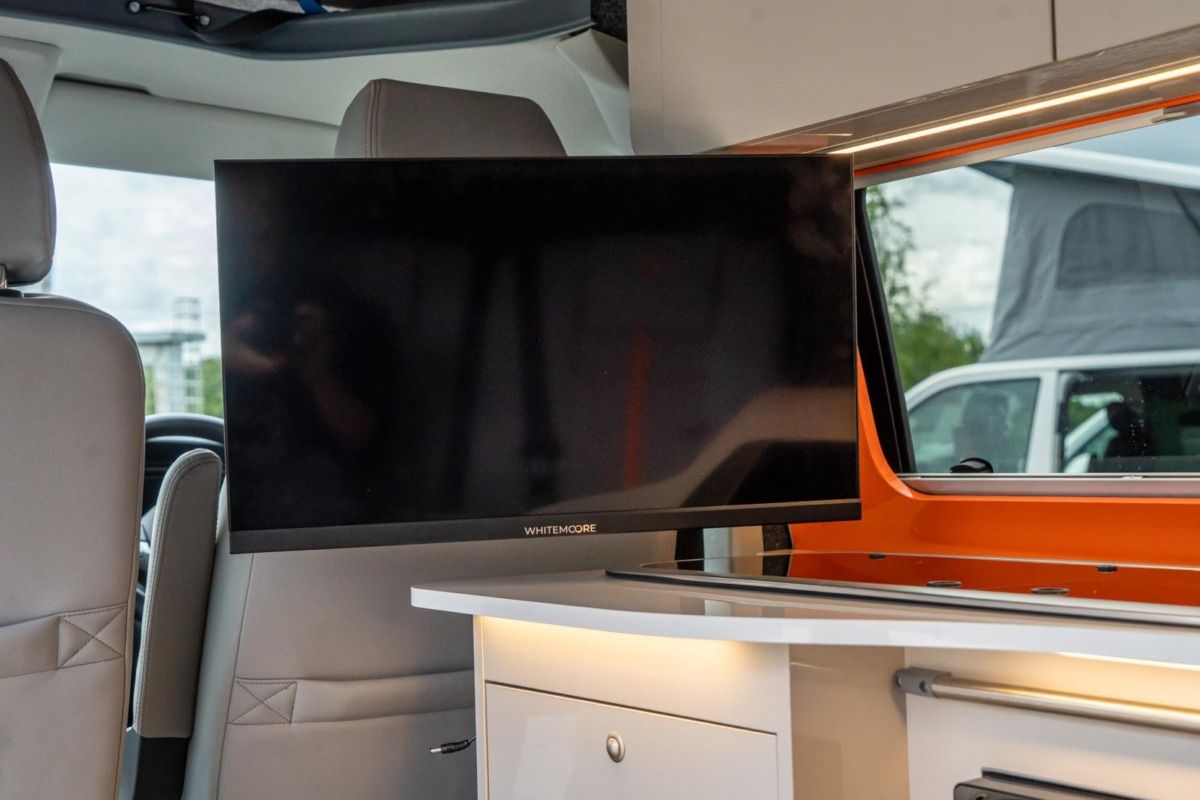 2024 Volkswagen Transporter T6.1 Campervan - Image 15