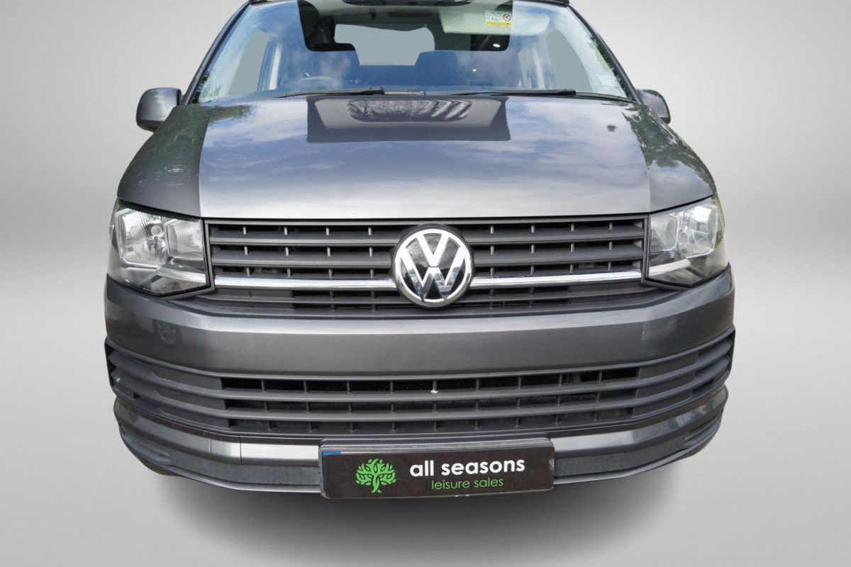 2016 Volkswagen Transporter T6 camper van - Image 9