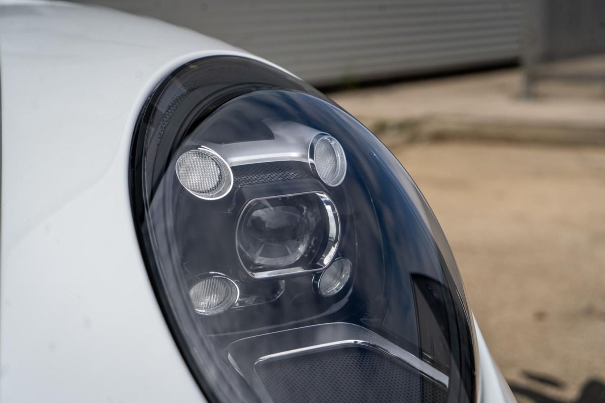 2022 Porsche 911 Convertible (2018 - 2024) Convertible - Image 2