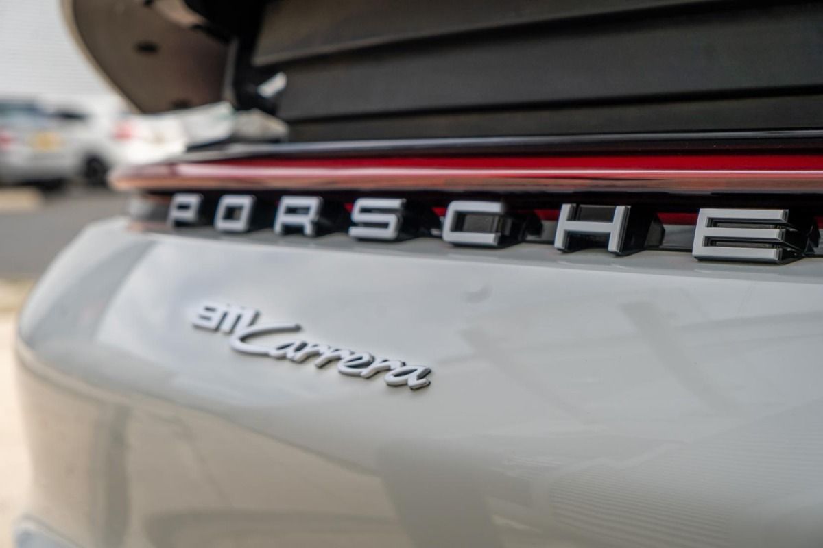 2022 Porsche 911 Convertible (2018 - 2024) Convertible - Image 25