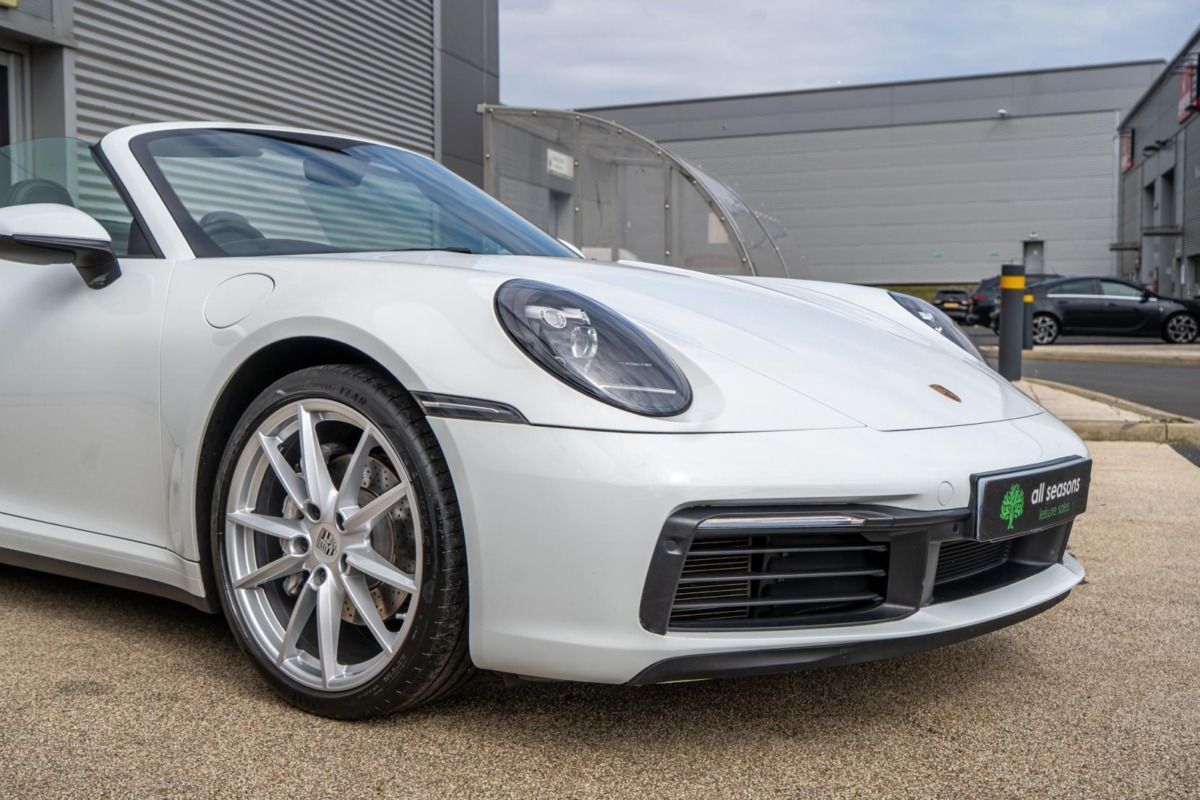 2022 Porsche 911 Convertible (2018 - 2024) Convertible - Image 3