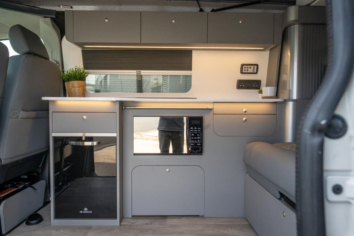 2021 Volkswagen Transporter T6.1 Campervan - Image 13
