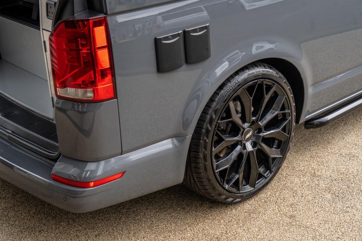 2021 Volkswagen Transporter T6.1 Campervan - Image 18