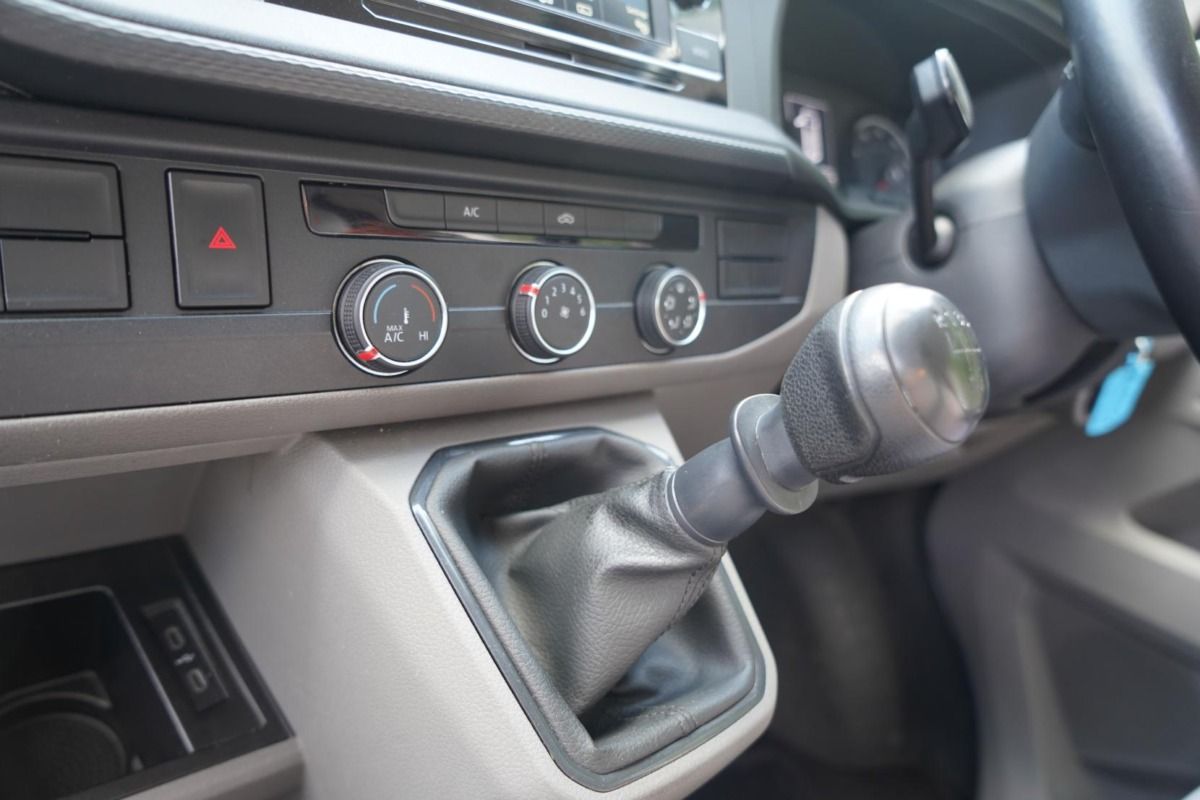 2021 Volkswagen Transporter T6.1 Campervan - Image 19