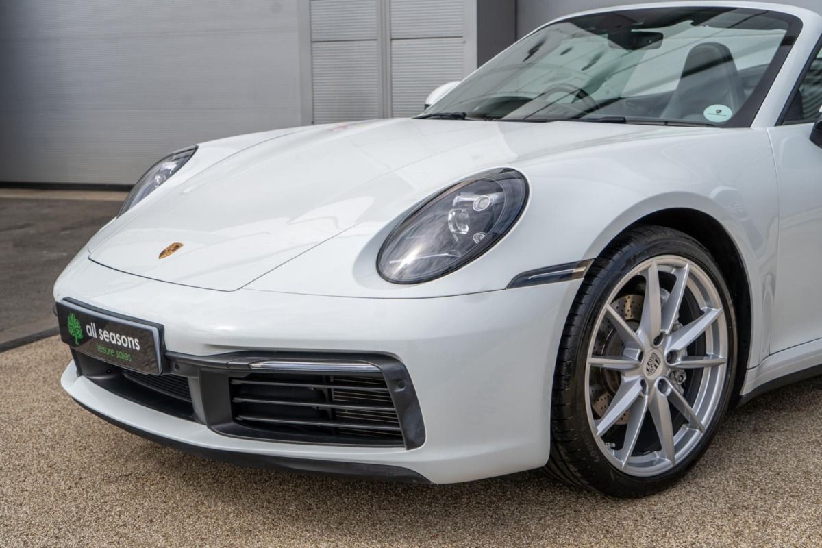 2022 Porsche 911 Convertible (2018 - 2024) Convertible - Image 5