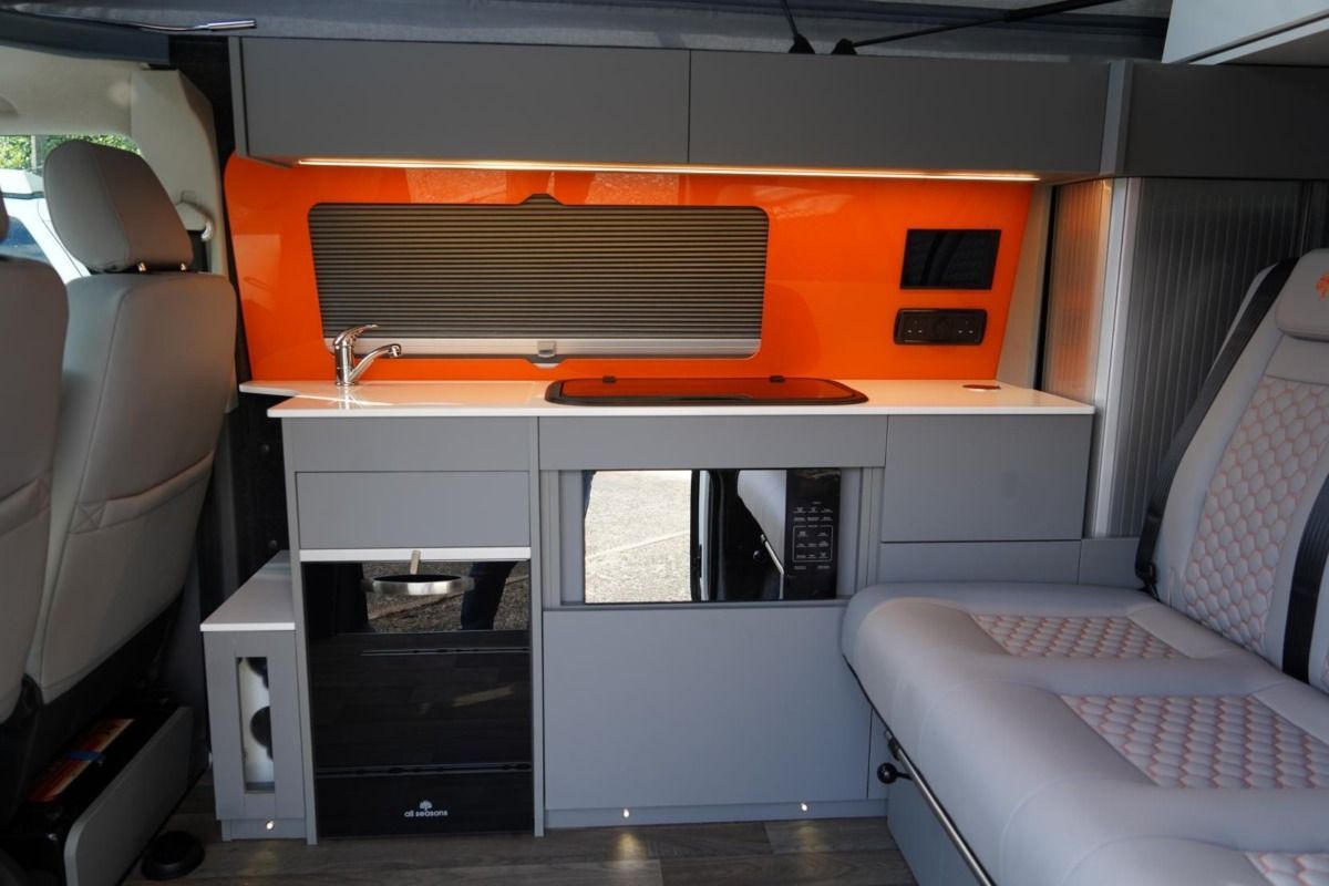 2021 Volkswagen Transporter T6.1 Campervan - Image 4