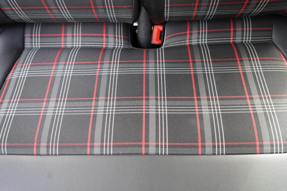 2016 Volkswagen Transporter T6 camper van - Image 21