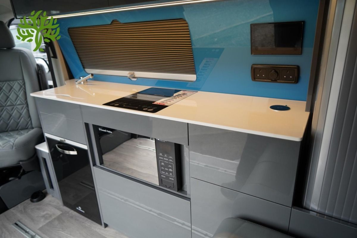 2022 Volkswagen Transporter T6.1 Campervan - Image 30