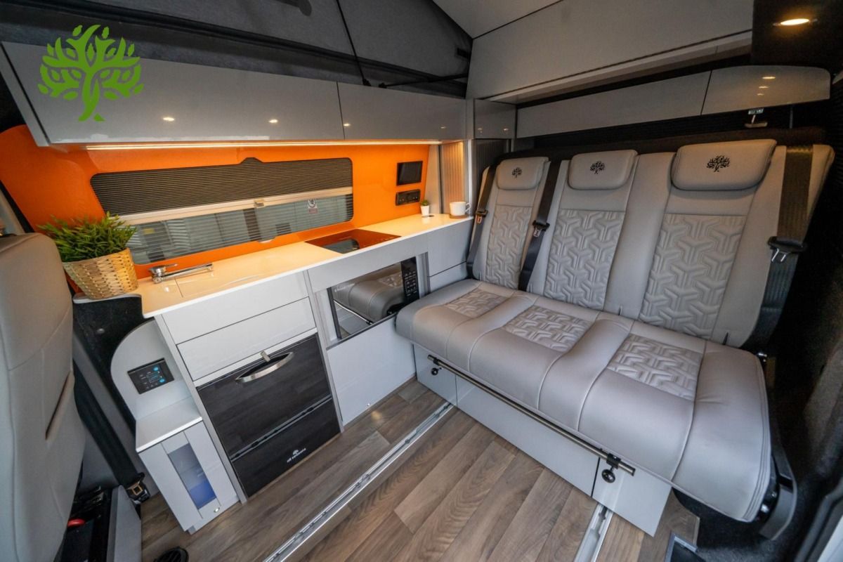 2024 Volkswagen Transporter T6.1 Campervan - Image 17