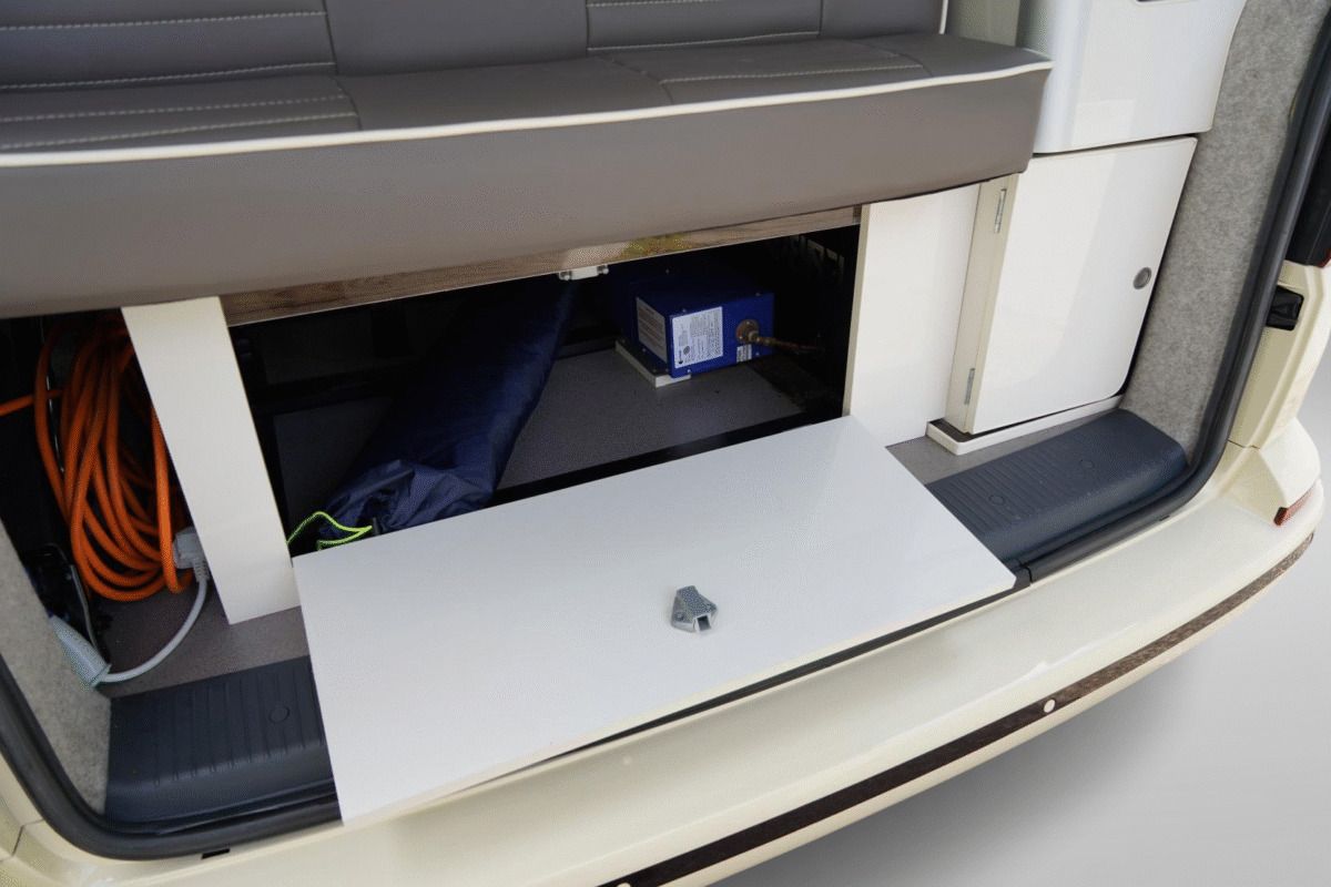 2018 Volkswagen Transporter T6 camper van - Image 51
