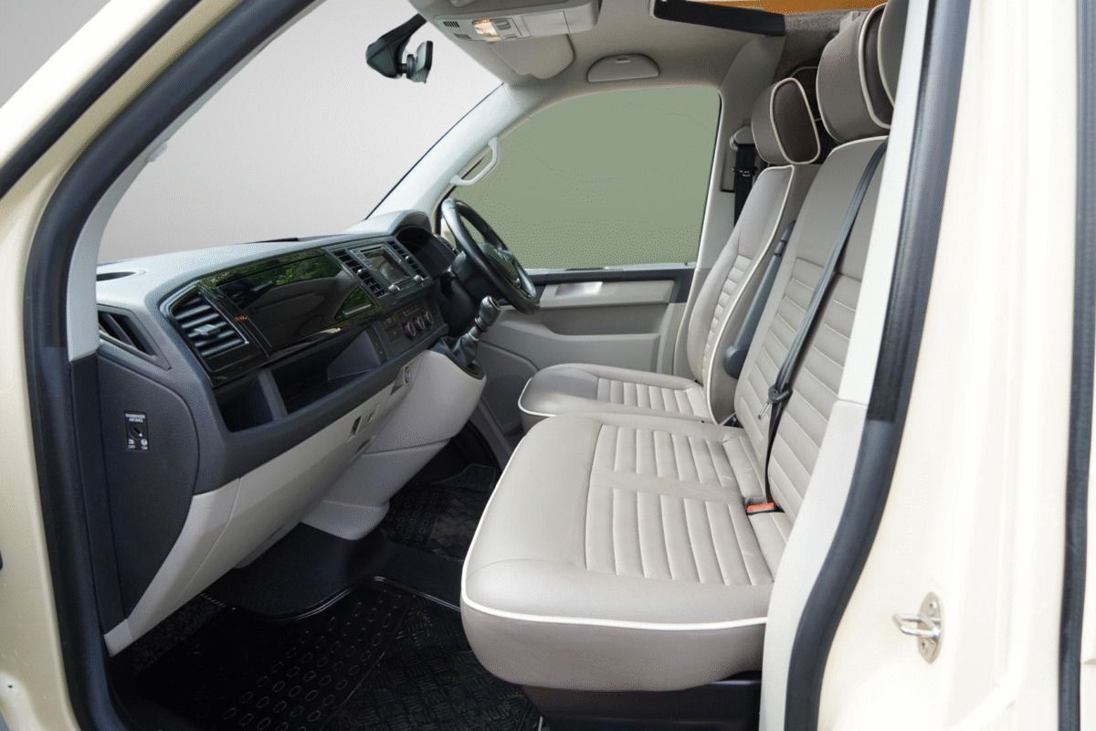 2018 Volkswagen Transporter T6 camper van - Image 22