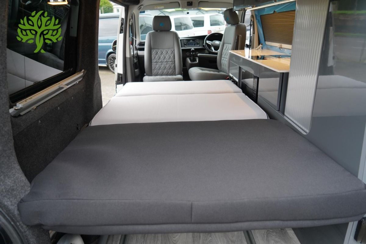 2022 Volkswagen Transporter T6.1 Campervan - Image 58