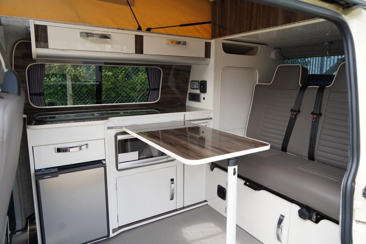 2018 Volkswagen Transporter T6 camper van - Image 3