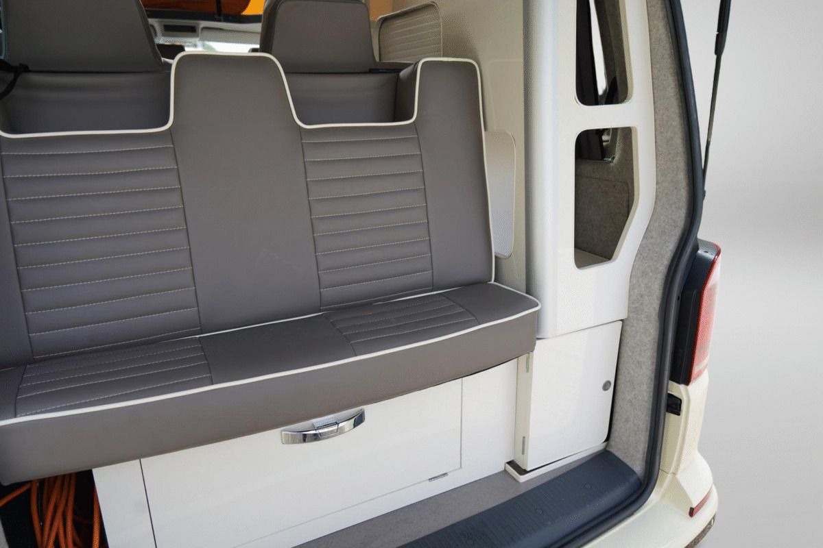 2018 Volkswagen Transporter T6 camper van - Image 50