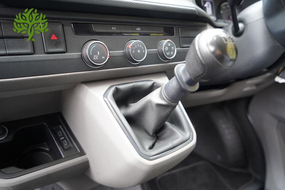 2022 Volkswagen Transporter T6.1 Campervan - Image 20