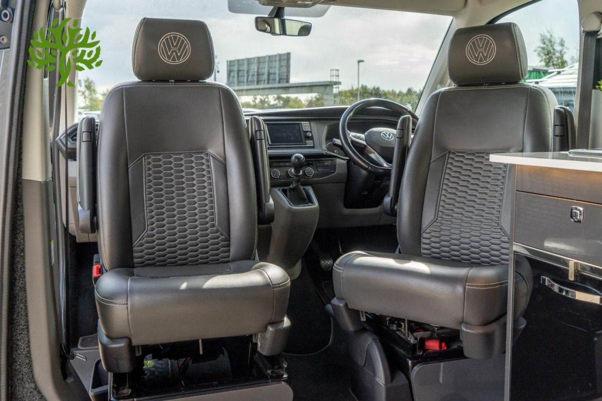 2022 Volkswagen Transporter T6.1 Campervan - Image 8