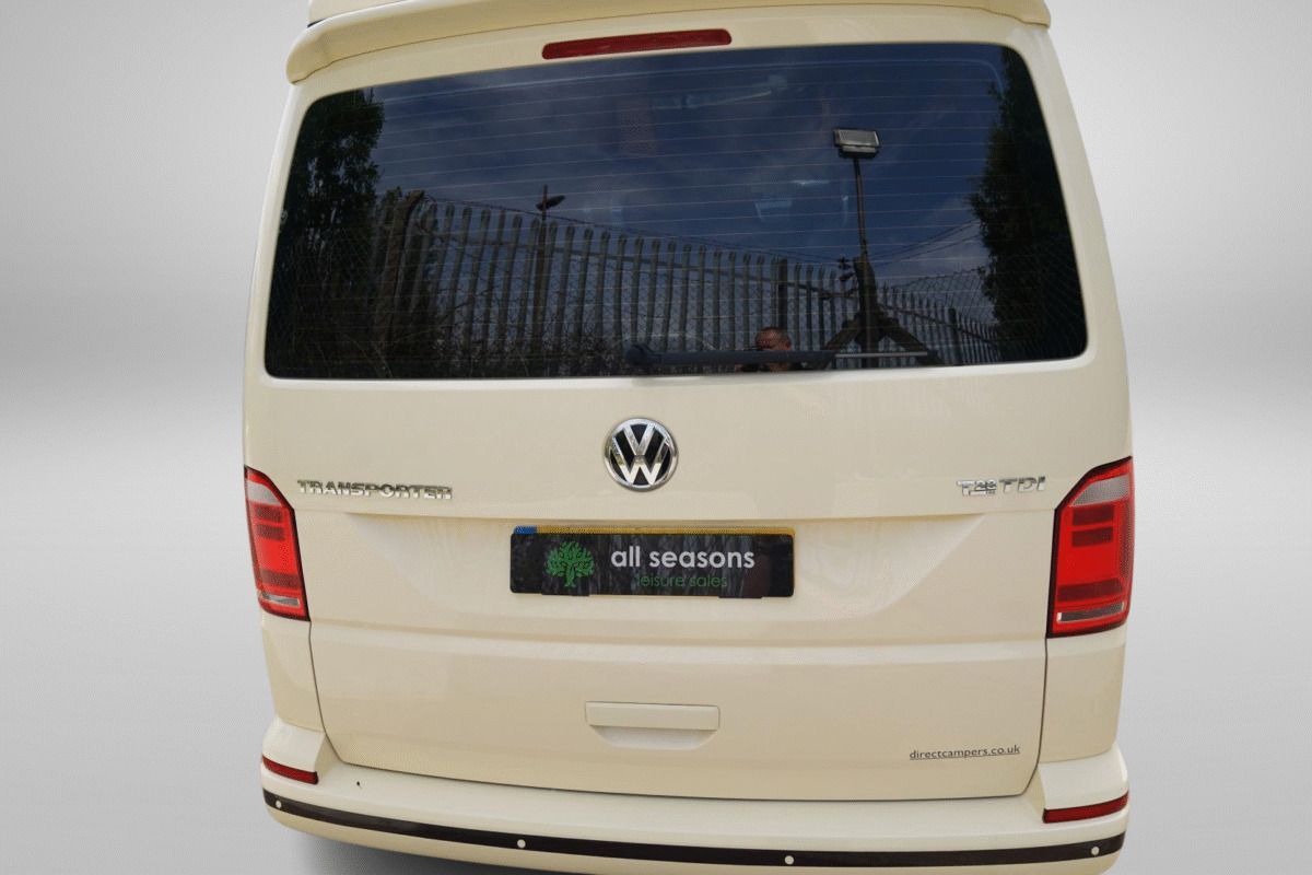 2018 Volkswagen Transporter T6 camper van - Image 54