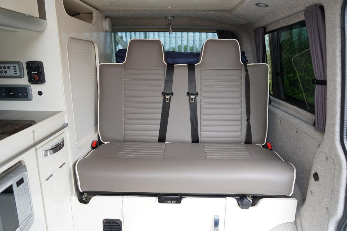 2018 Volkswagen Transporter T6 camper van - Image 25