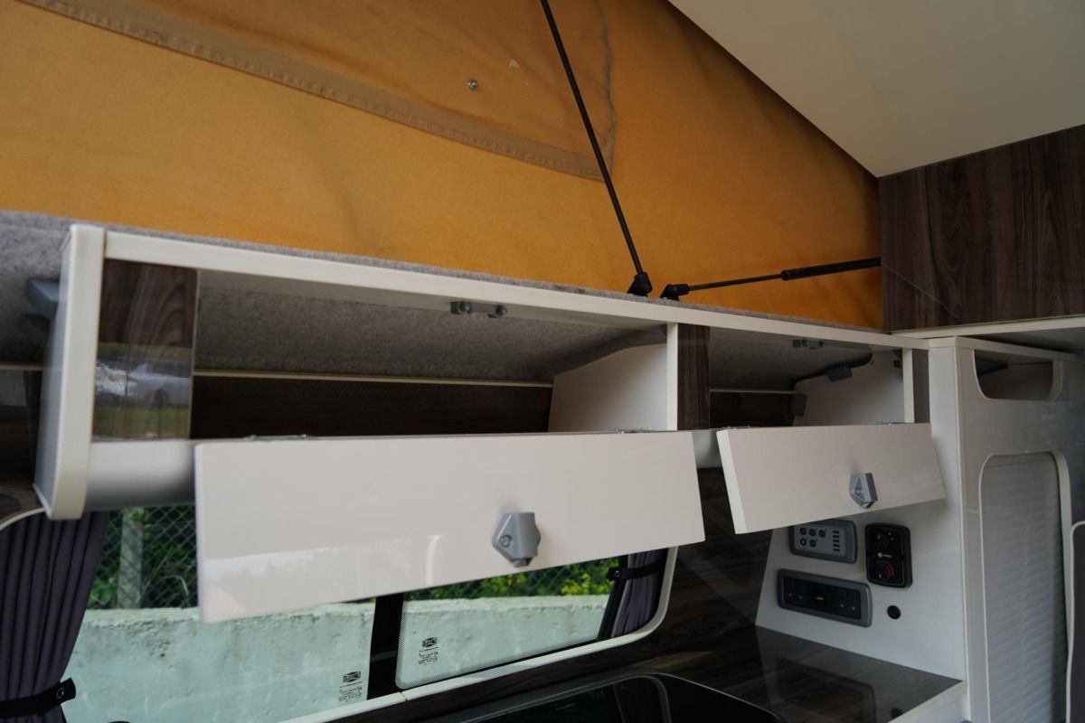 2018 Volkswagen Transporter T6 camper van - Image 28
