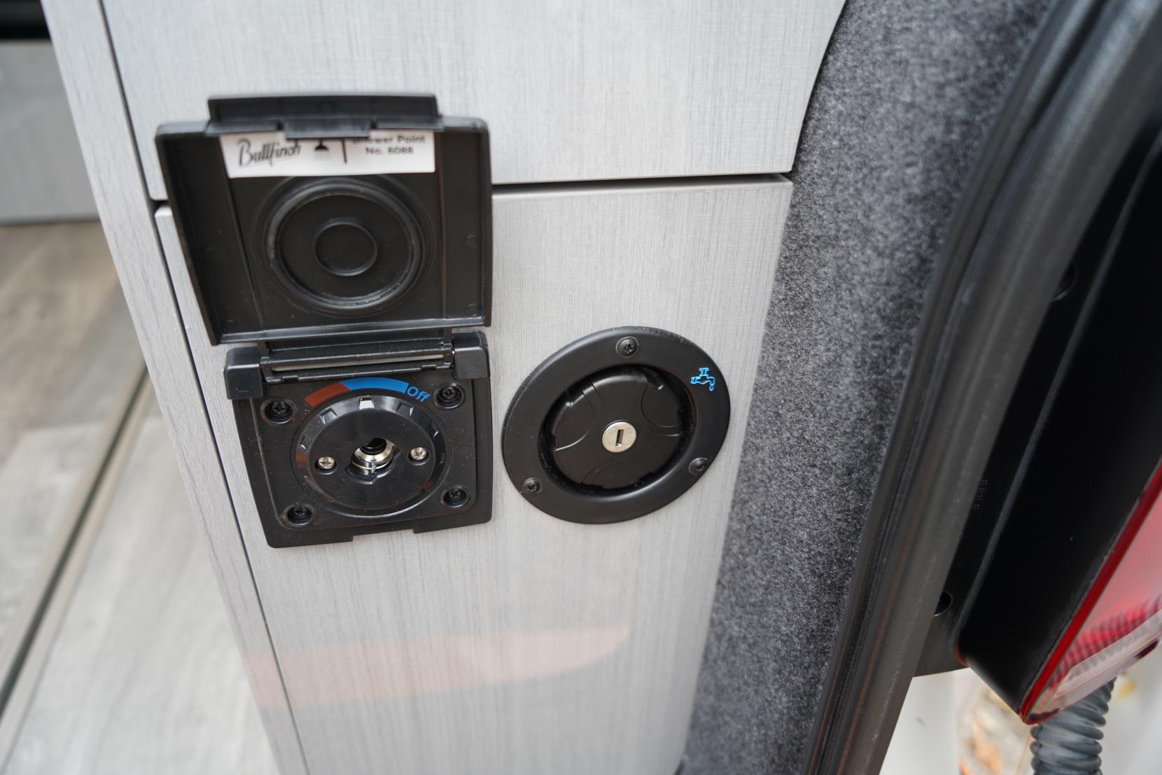 2021 Volkswagen Transporter T6.1 Campervan - Image 61
