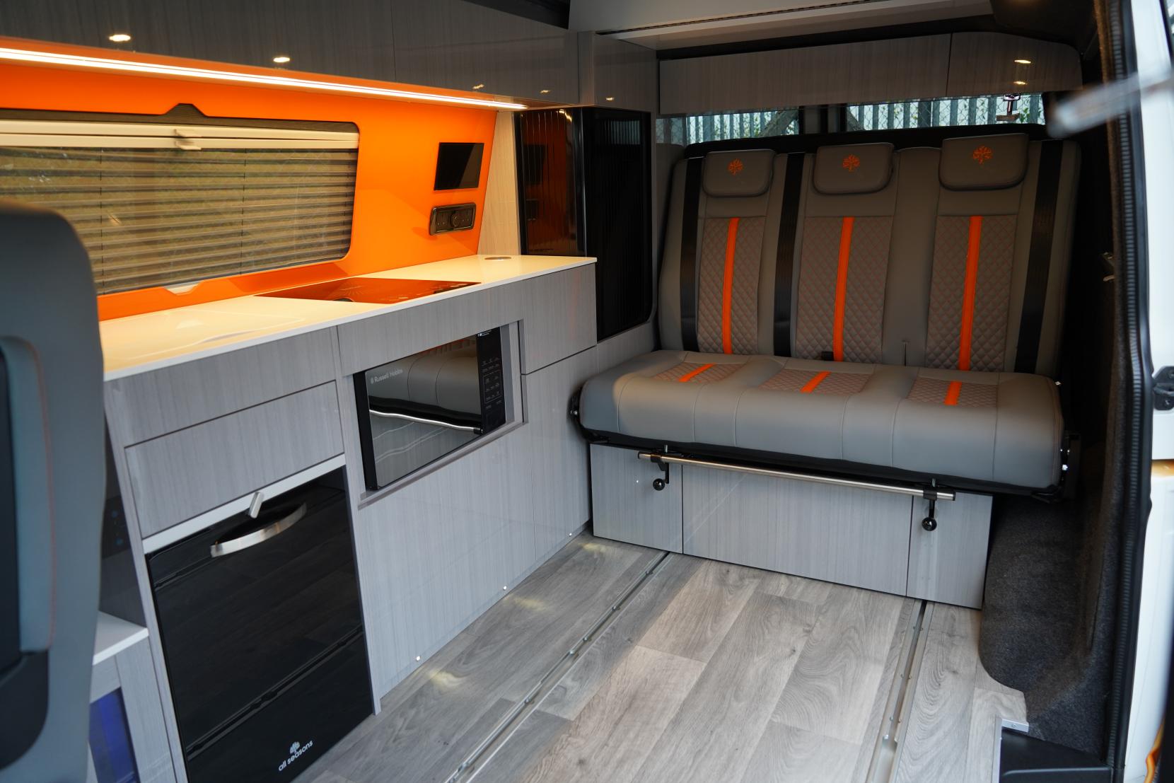 2021 Volkswagen Transporter T6.1 Campervan - Image 24