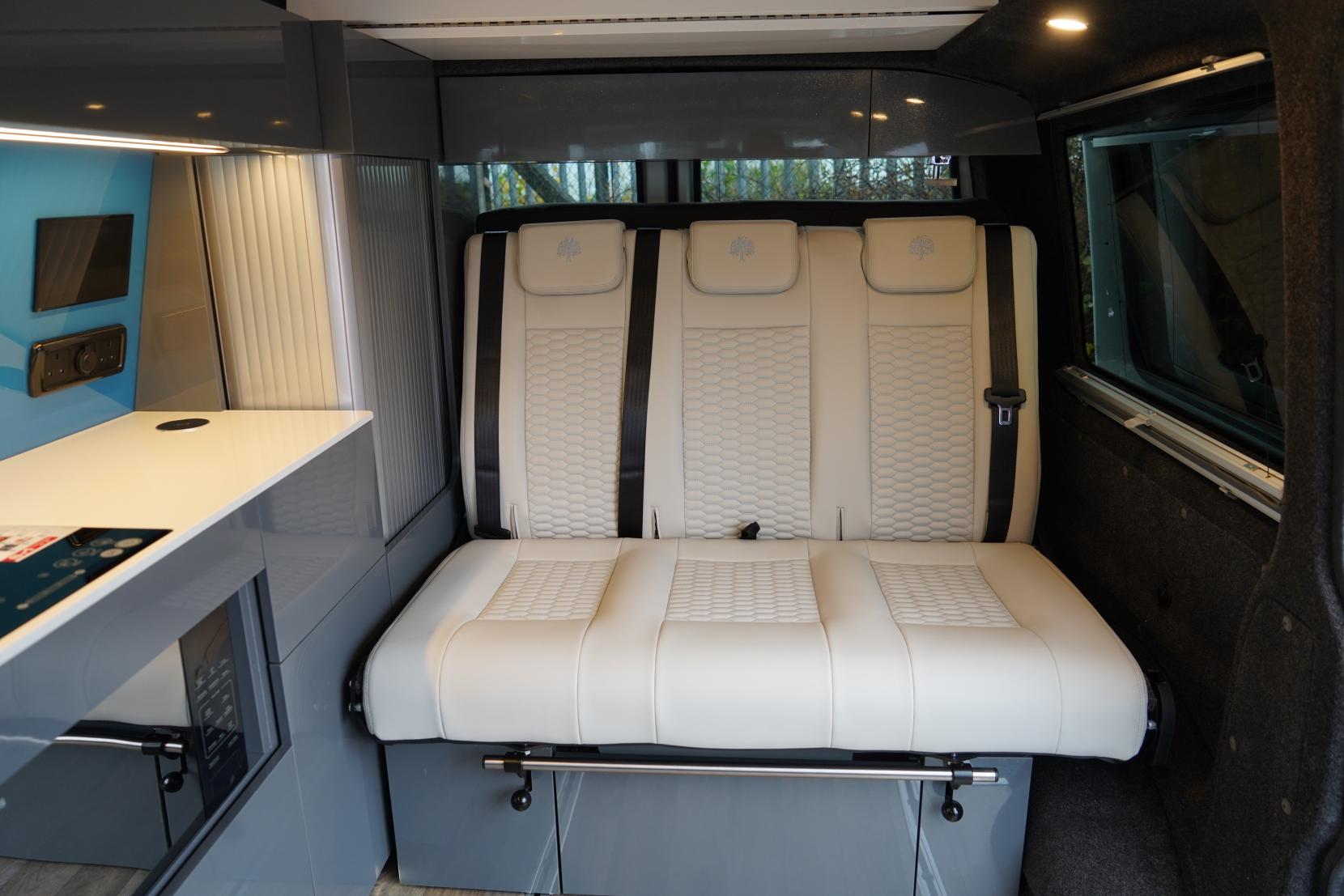 2021 Volkswagen Transporter T6.1 Campervan - Image 24