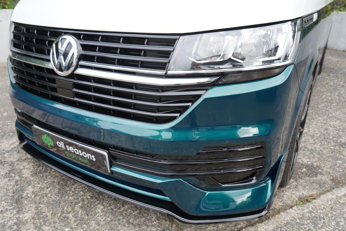 2022 Volkswagen Transporter T6.1 - Image 10