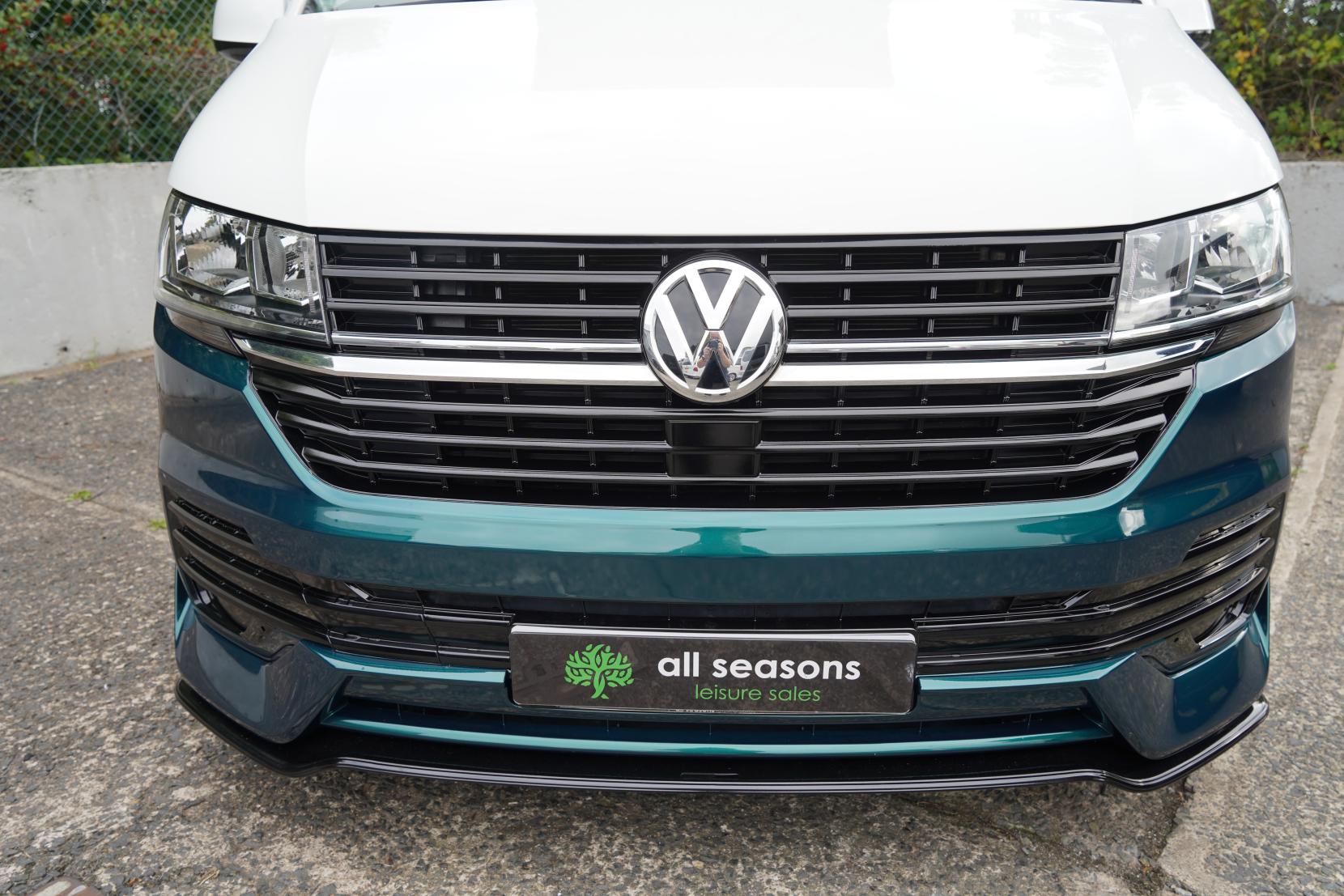 2022 Volkswagen Transporter T6.1 - Image 12