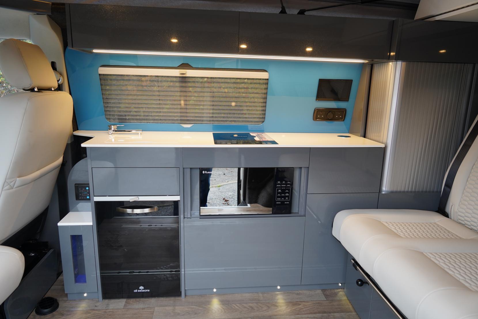 2021 Volkswagen Transporter T6.1 Campervan - Image 2