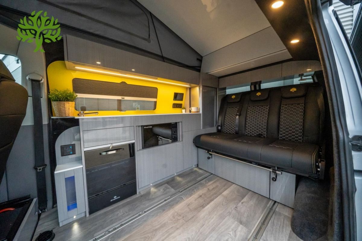 2021 Volkswagen Transporter T6.1 Campervan - Image 2
