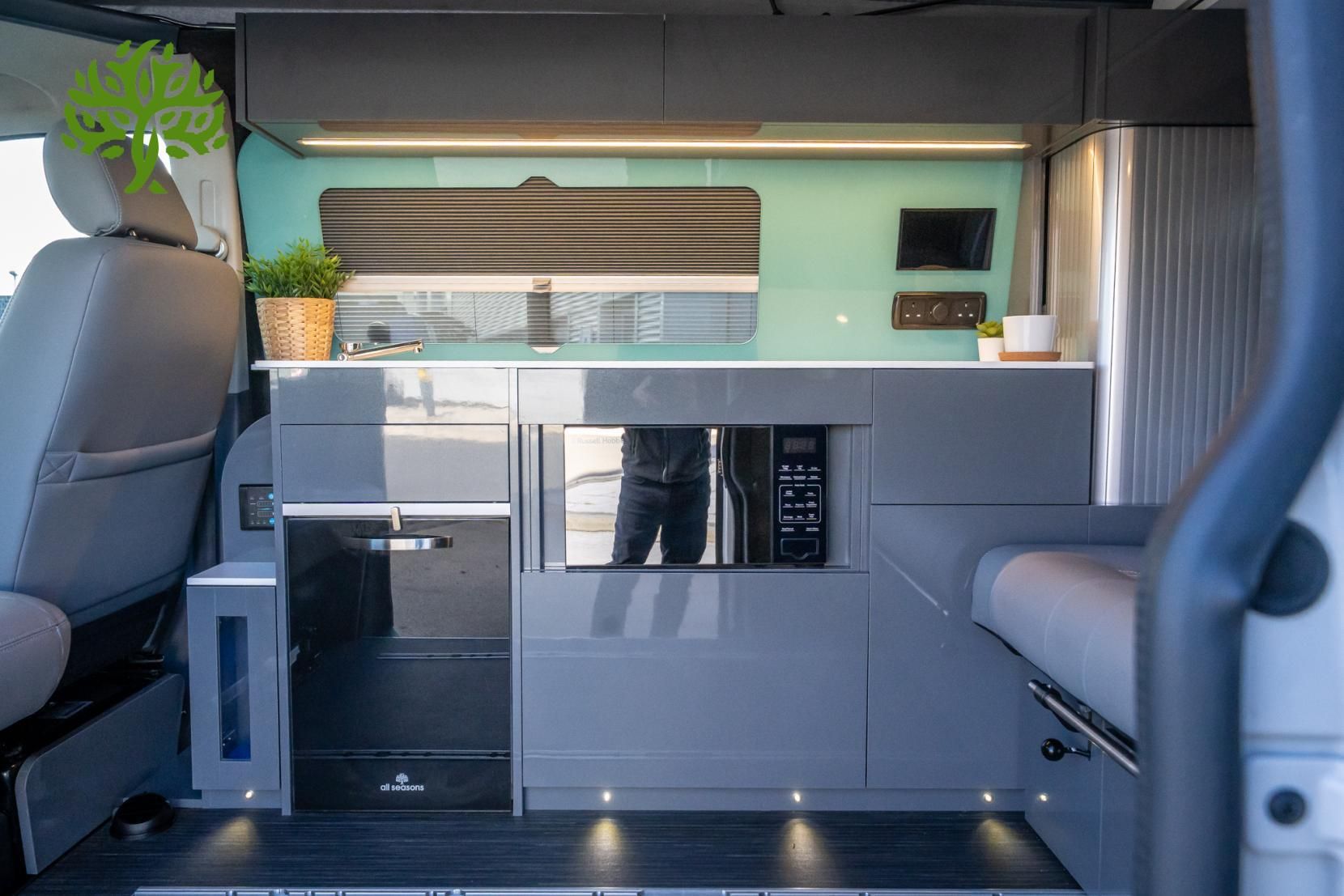 2022 Volkswagen Transporter T6.1 Campervan - Image 14