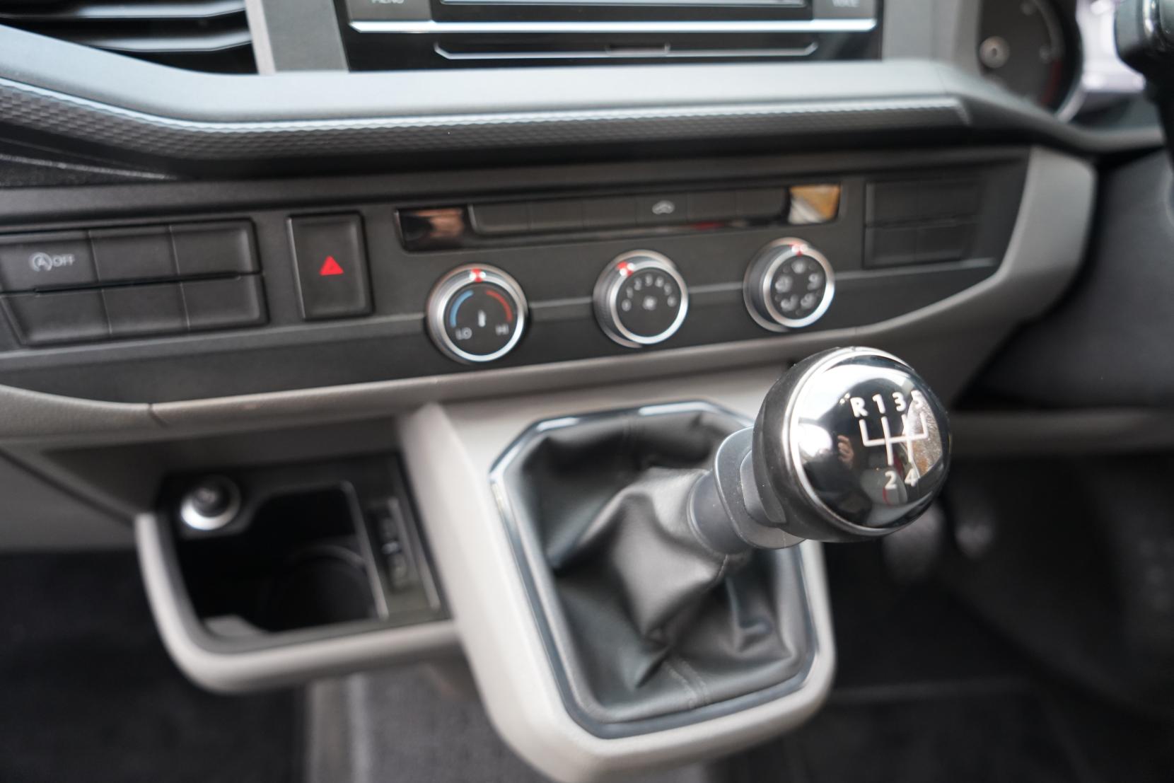 2020 Volkswagen Transporter T6.1 Campervan - Image 17