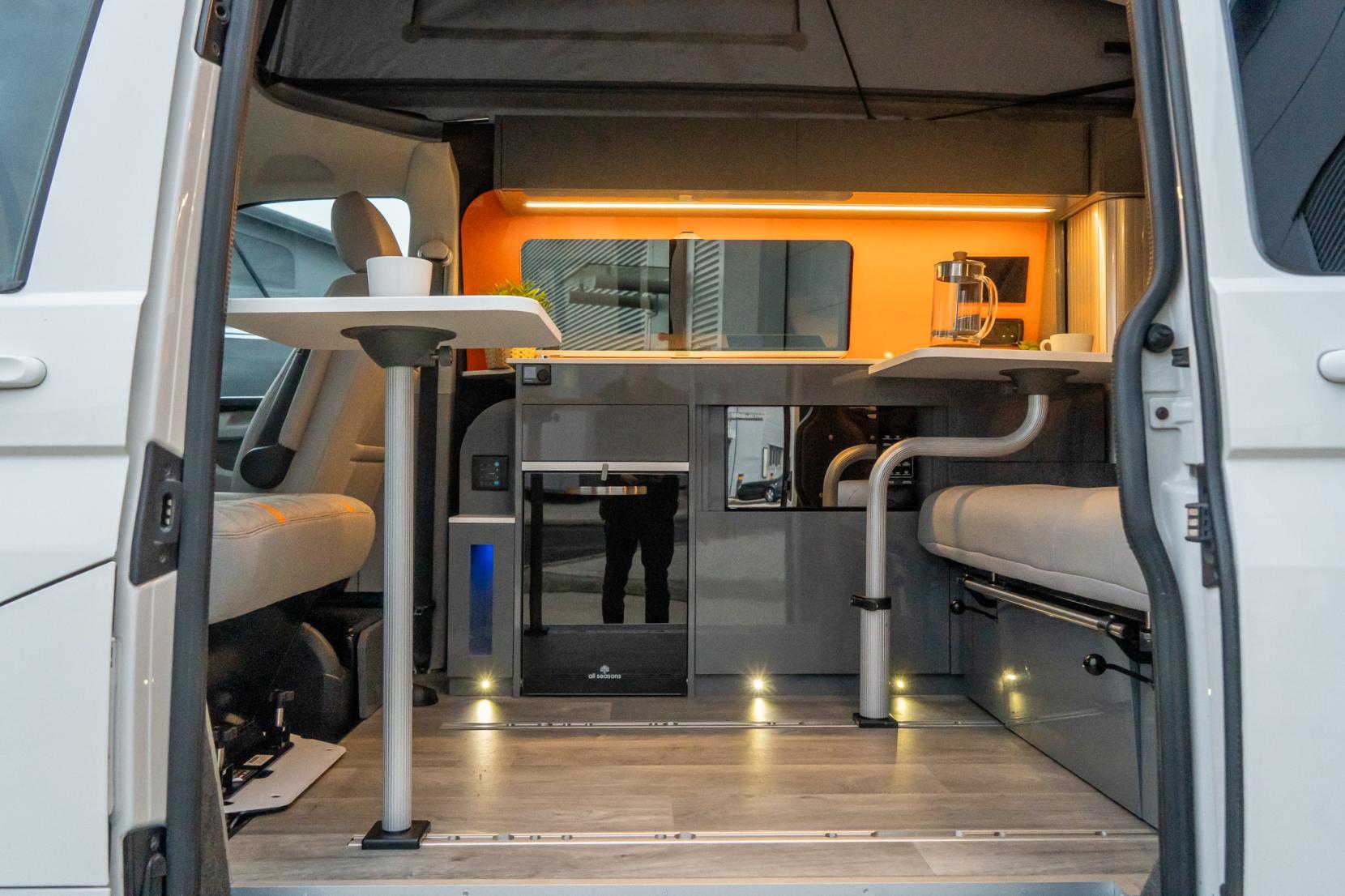 2019 Volkswagen Transporter T6 Campervan - Image 13