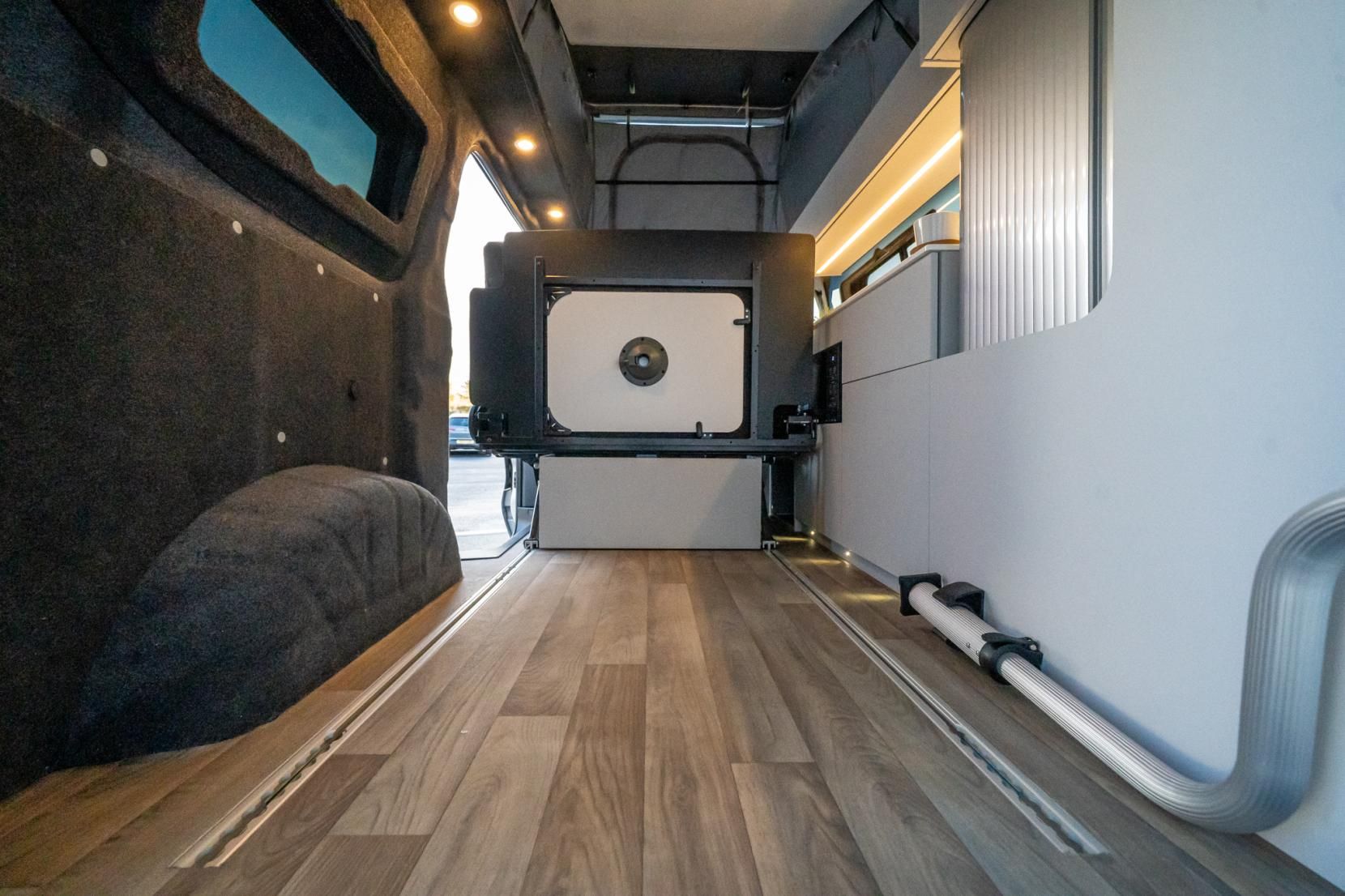 2025 Volkswagen Transporter T7 Campervan - Image 21